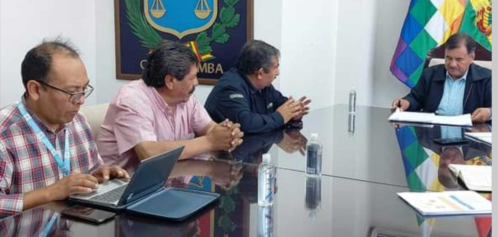 articles/20230321173622Screenshot_2023-03-20_at_17-55-48_Nos_reunimos_con_representantes_del..._-_Gobernación_de_Cochabamba.png