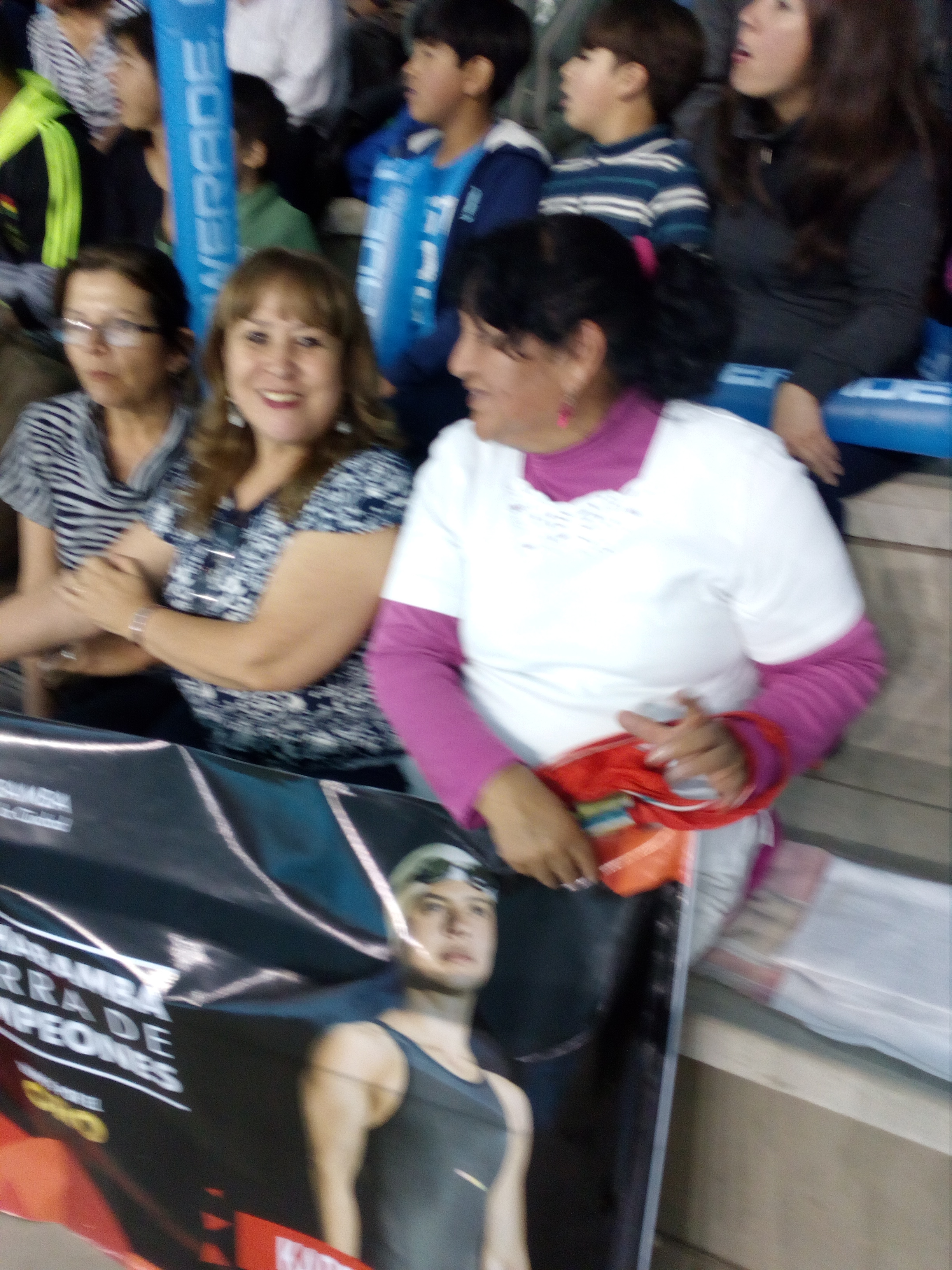 ¡¡KAREN BOLIVIA!!, la sirena de oro Imagen 1