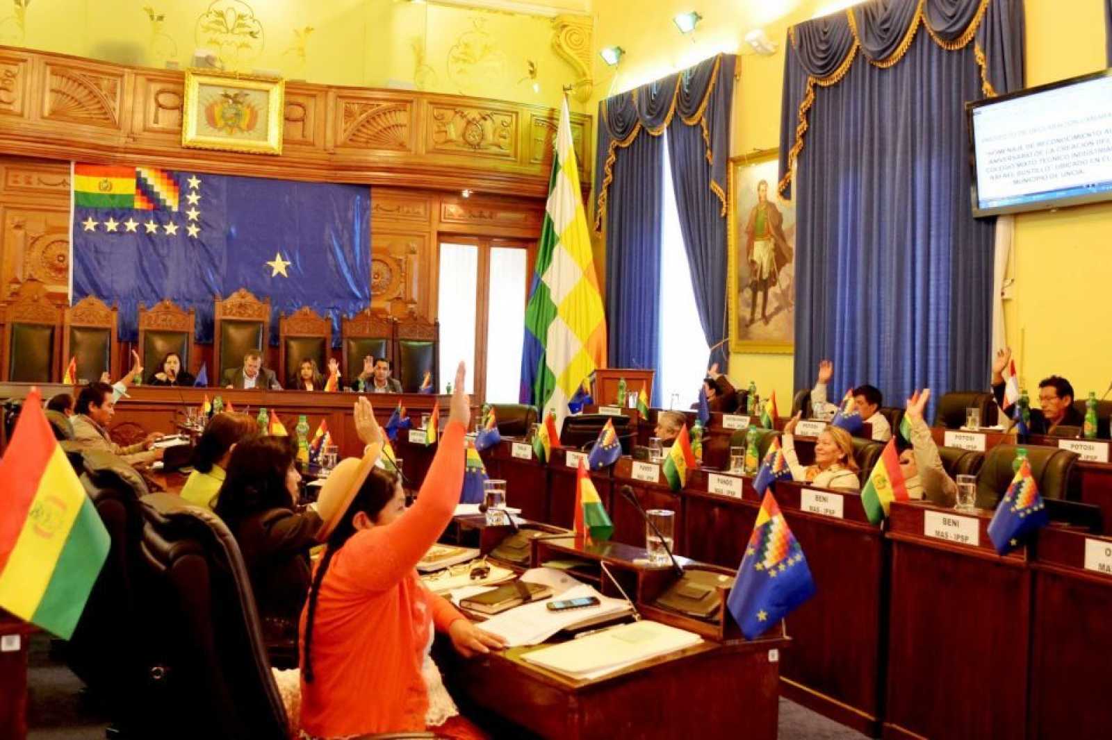 articles/SENADO-DE-BOLIVIA-960x640.jpg